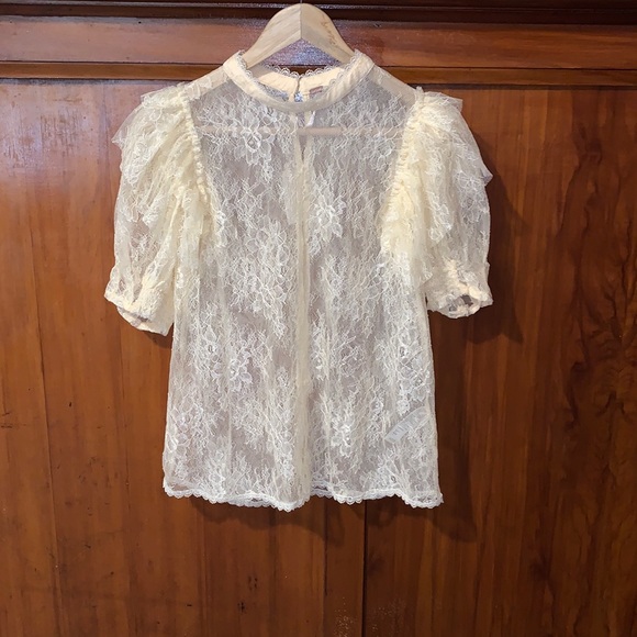 Free People Tops - Free people Secret Admirer Lace Blouse Puff Top M